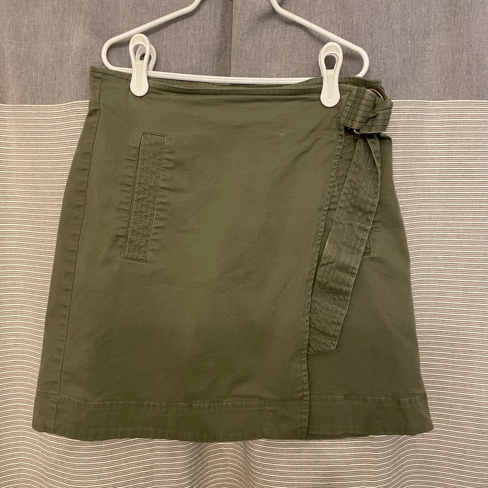 NWT Gap Wrap Utility Skirt - Picture 3 of 4